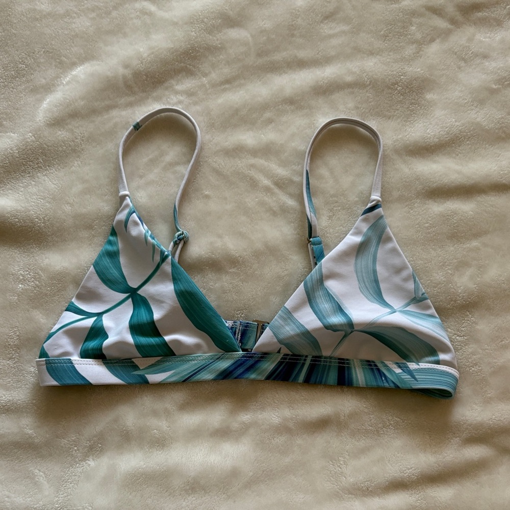 Leaf Print Bikini Top - Picture 1 of 2
